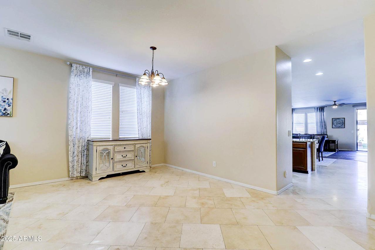 12122 W Jessie Ln., Sun City, AZ 85373