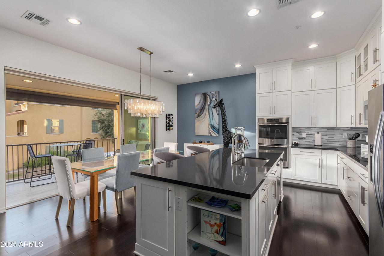 827 N Alison Way, Chandler, AZ 85226