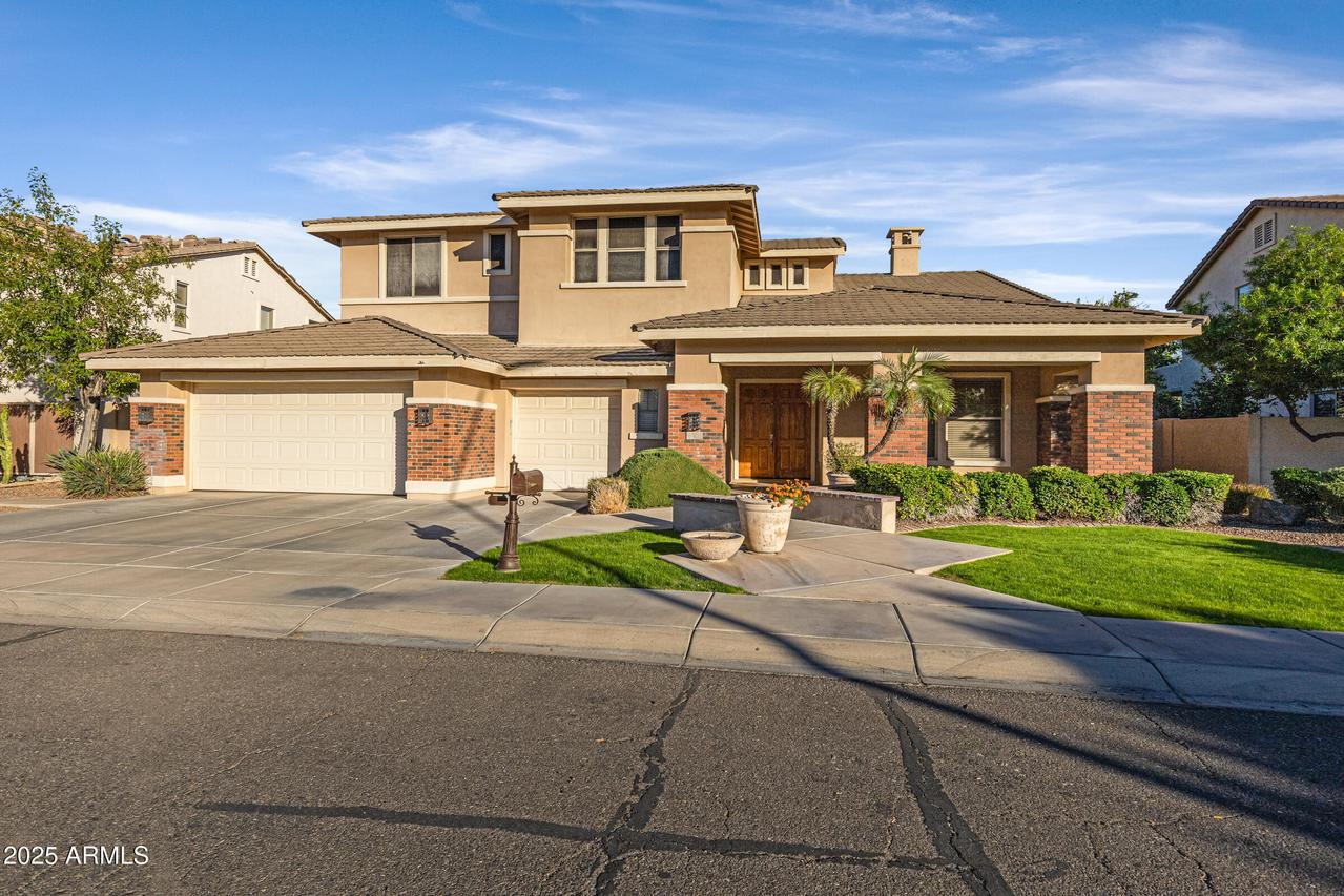 7651 S Myrtle Ave., Tempe, AZ 85284