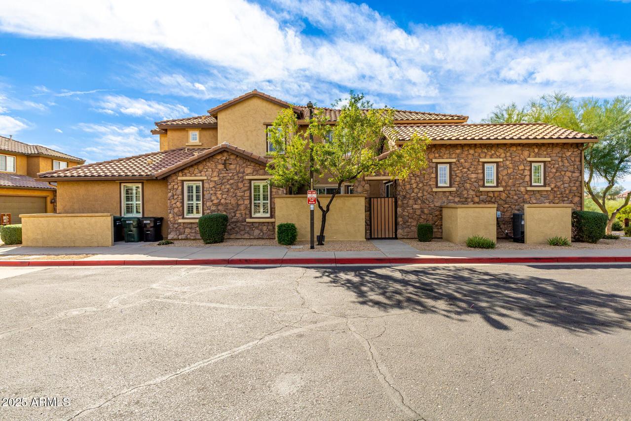 3857 E Melinda Dr., Phoenix, AZ 85050