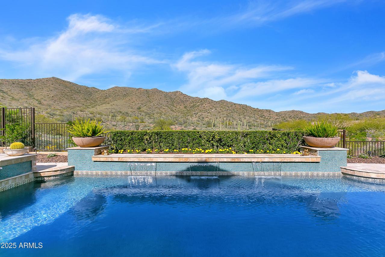 2424 W Shinnecock Ct., Anthem, AZ 85086