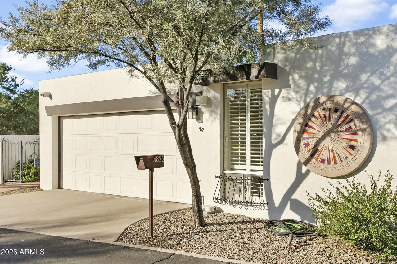 4822 E Earll Dr., Phoenix, AZ 85018