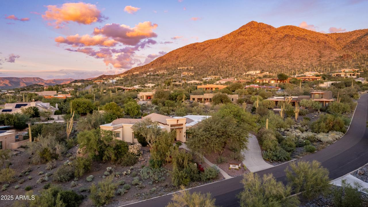 5830 E Restin Rd., Carefree, AZ 85377