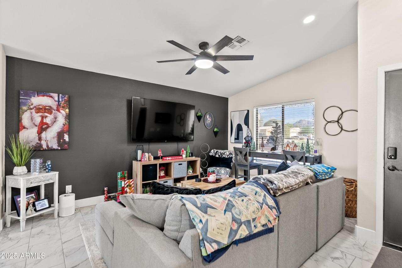 1840 S Pinto Dr., Apache Junction, AZ 85120