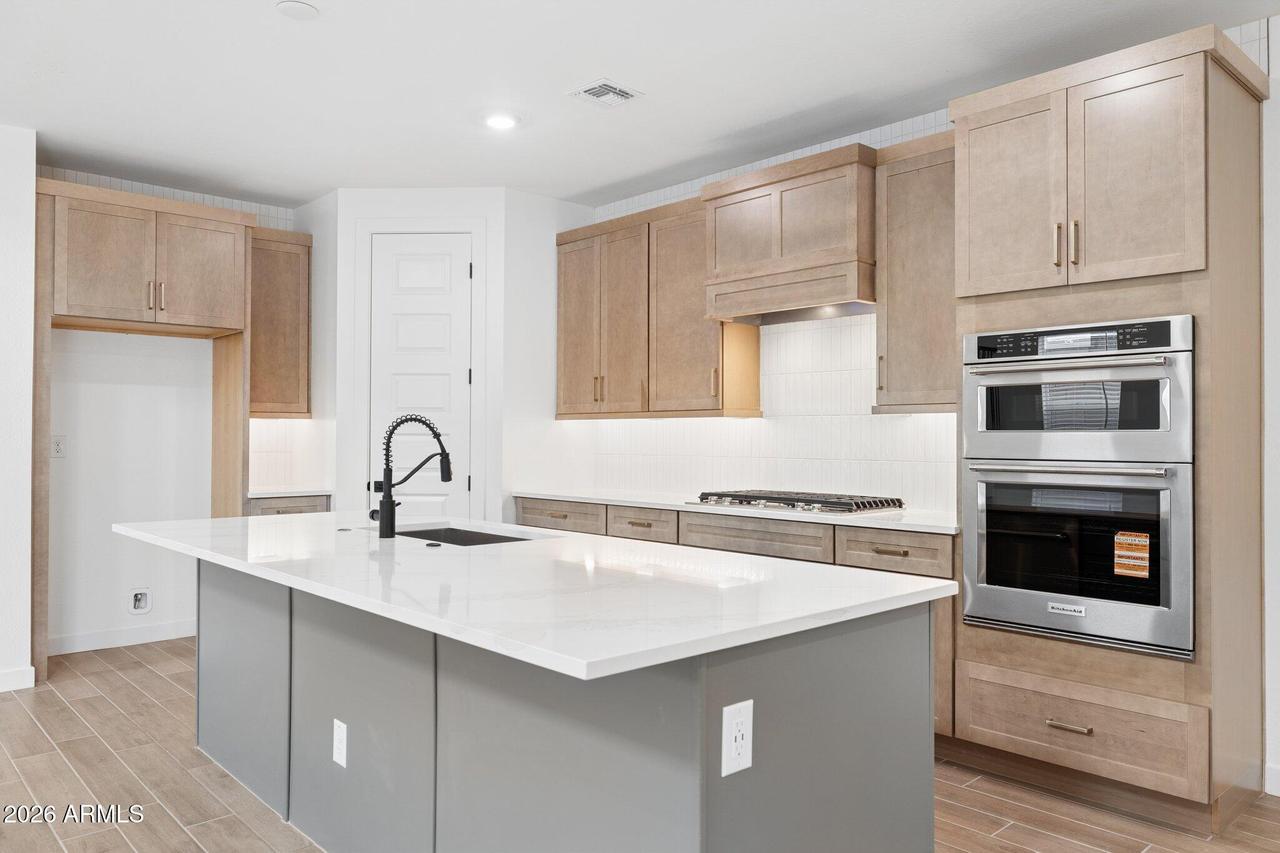 2457 E Villa Linda Dr., Phoenix, AZ 85024