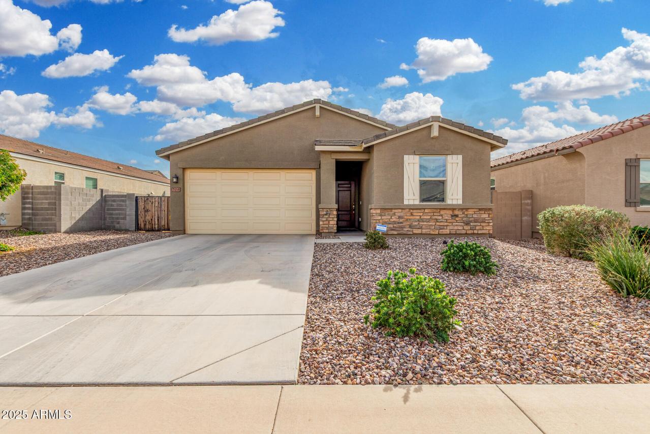 7059 E Bobwhite Ct., San Tan Valley, AZ 85143