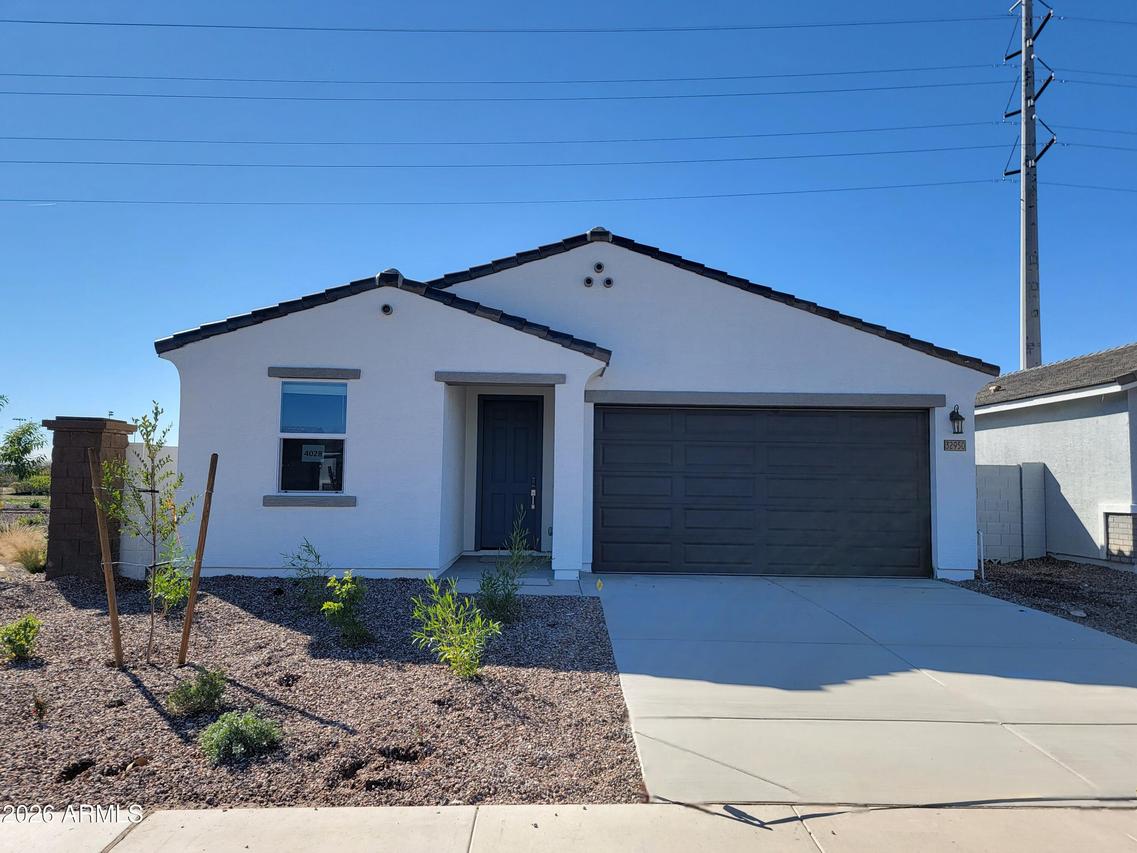 32950 N Vineyard Ave., San Tan Valley, AZ 85143