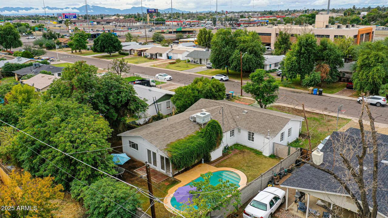 7055 N 24th Ave., Phoenix, AZ 85021