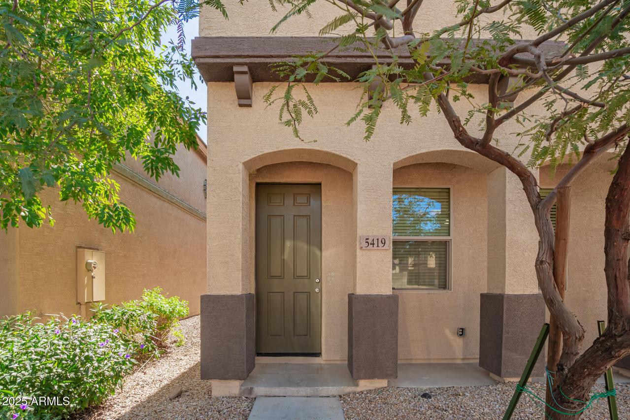 5419 W Illini St., Phoenix, AZ 85043