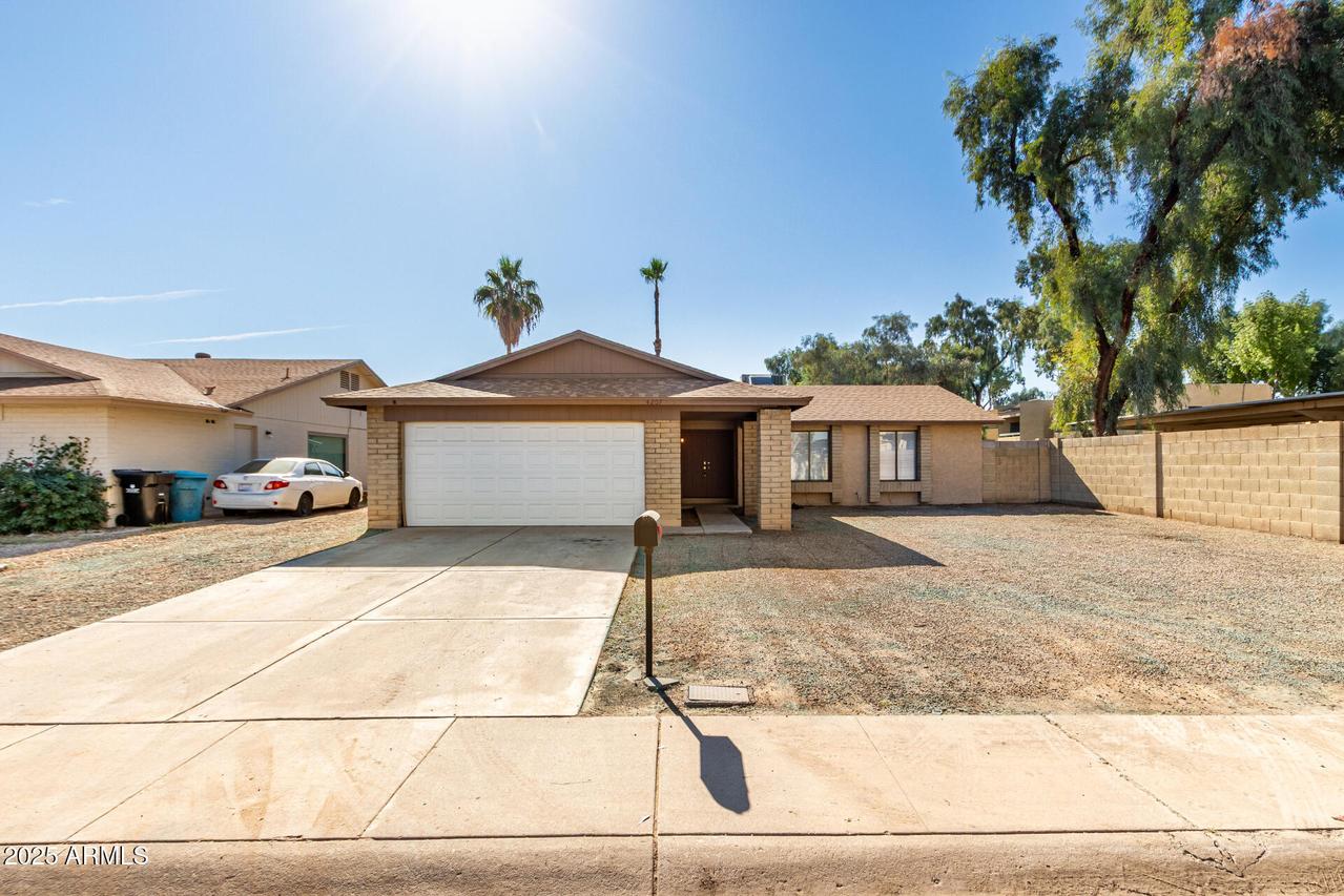 4207 W Christy Dr., Phoenix, AZ 85029
