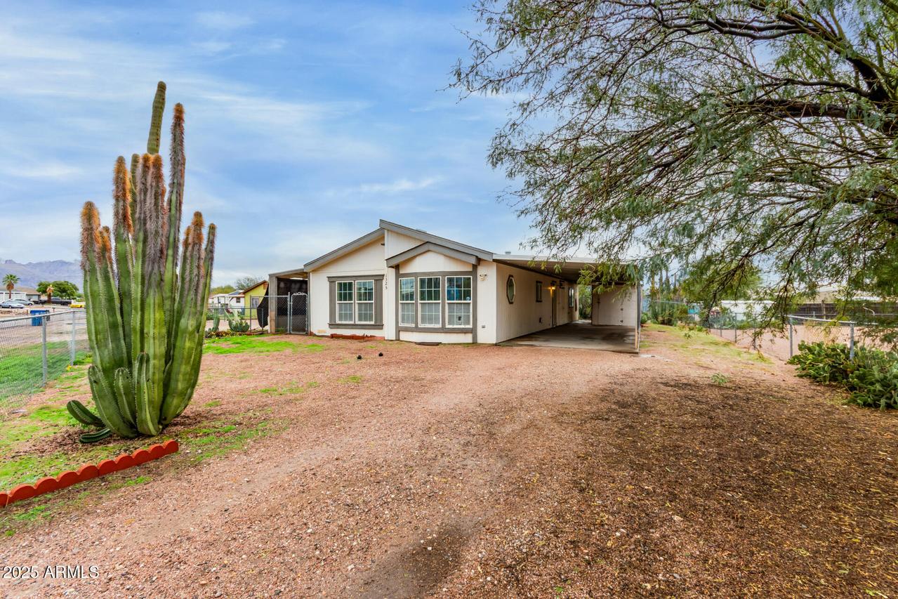 1325 E 19th Ave., Apache Junction, AZ 85119