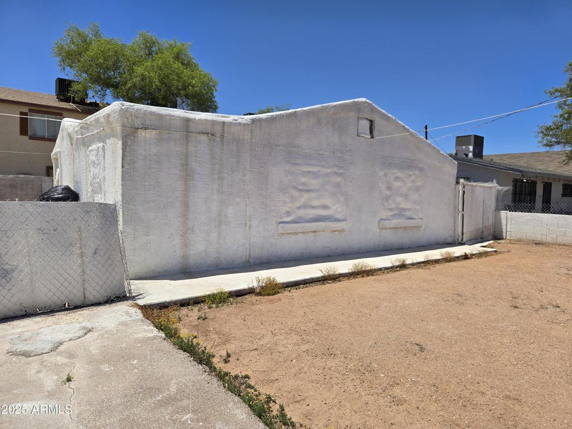 2202 N 26th Pl., Phoenix, AZ 85008