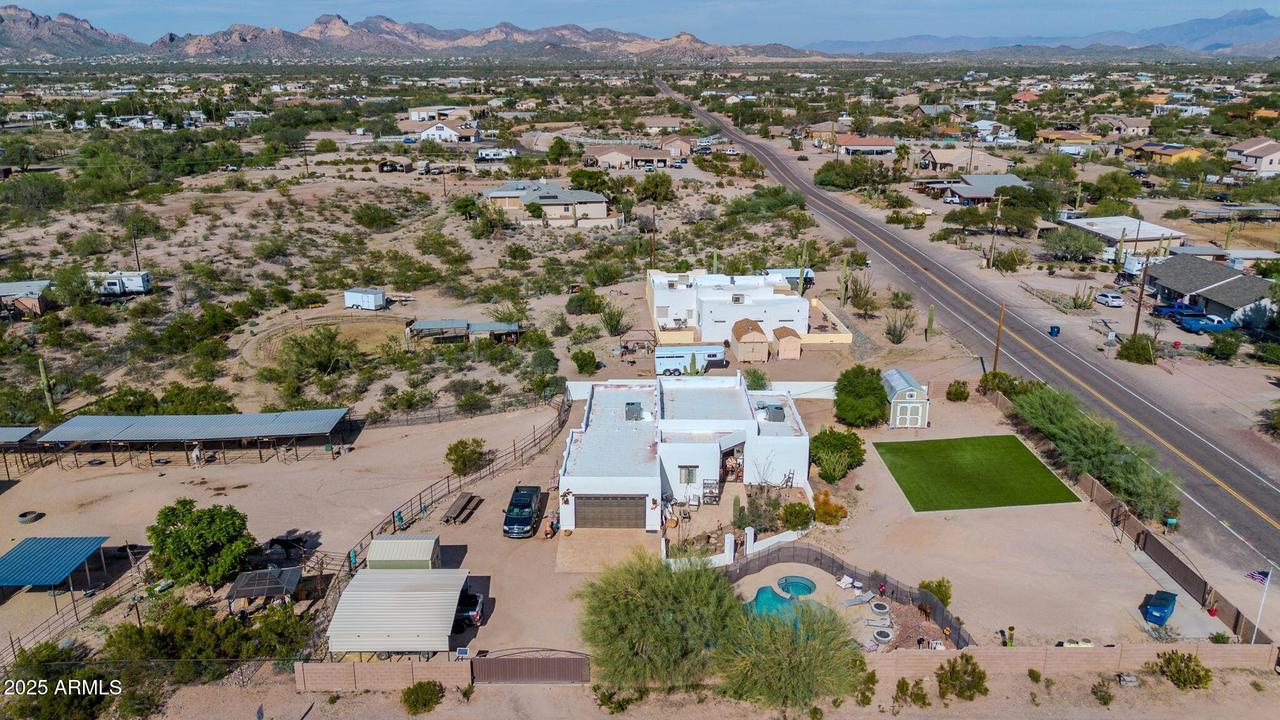 822 N Cortez Rd., Apache Junction, AZ 85119