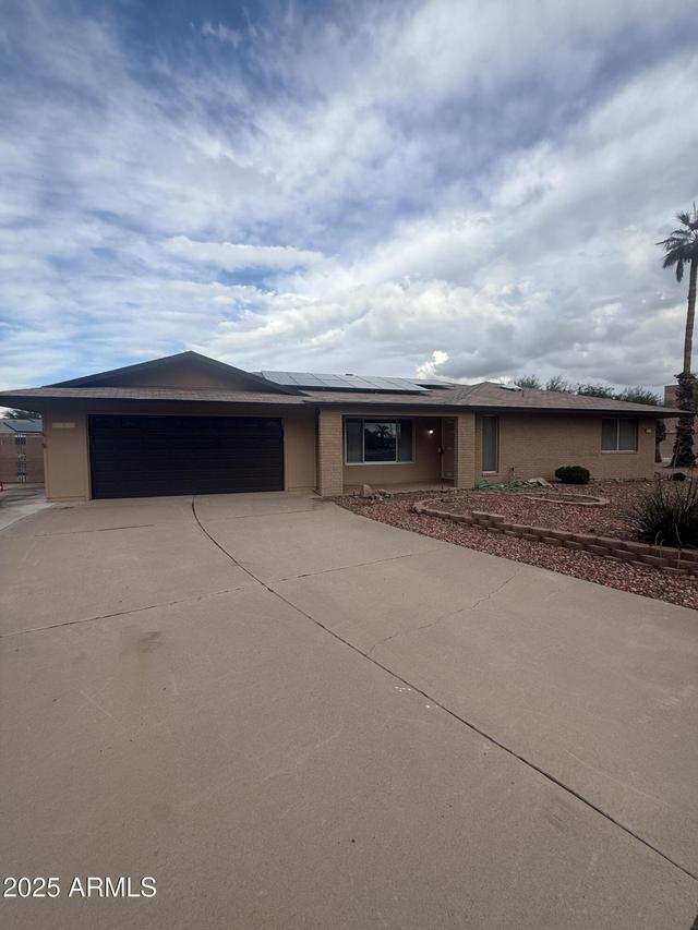 9702 W Branding Iron Dr., Sun City, AZ 85351