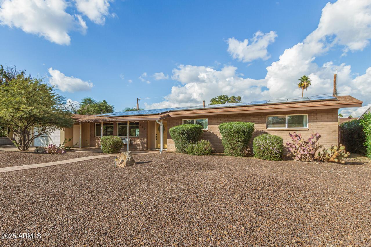 220 W Seminole Dr., Phoenix, AZ 85023