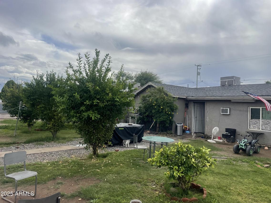 2809 W Fillmore St., Phoenix, AZ 85009