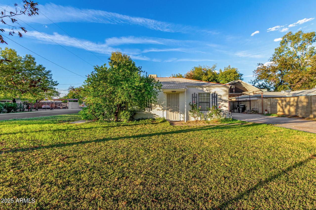 2546 W Augusta Ave., Phoenix, AZ 85051