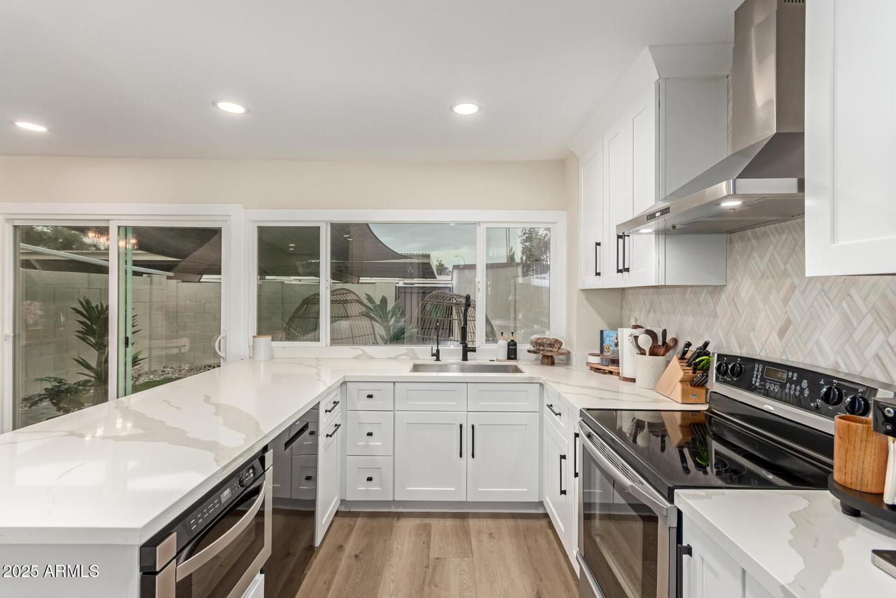 8375 E Indian School Rd., Scottsdale, AZ 85251