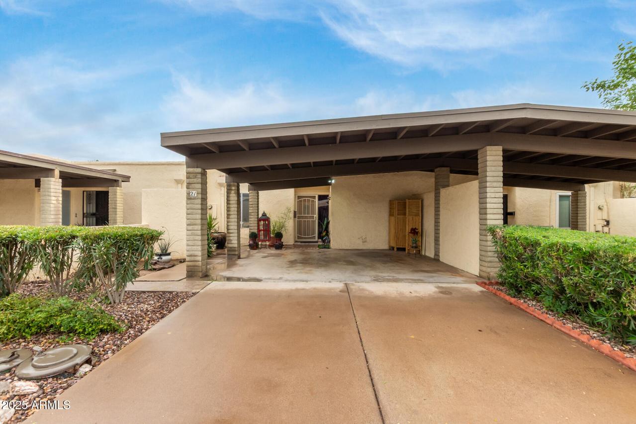 21 W Casa Hermosa Dr., Phoenix, AZ 85021