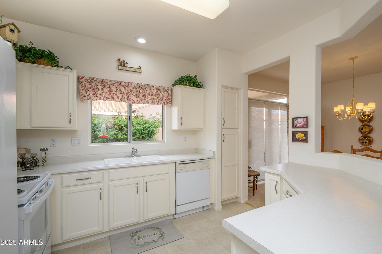 15326 W Domingo Ln., Sun City West, AZ 85375