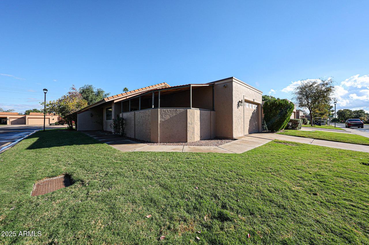 28 Leisure World, Mesa, AZ 85206