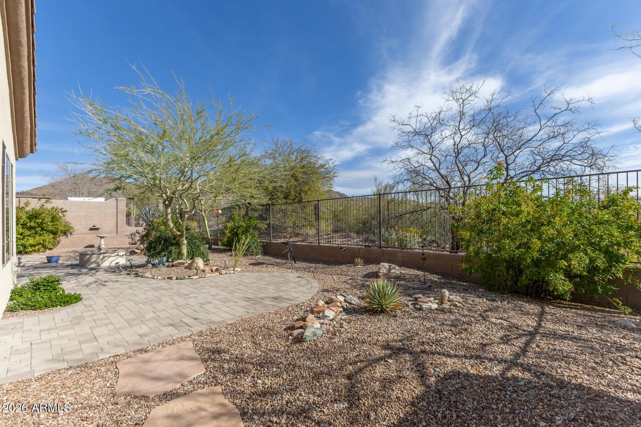 41819 N Iron Horse Ct., Anthem, AZ 85086