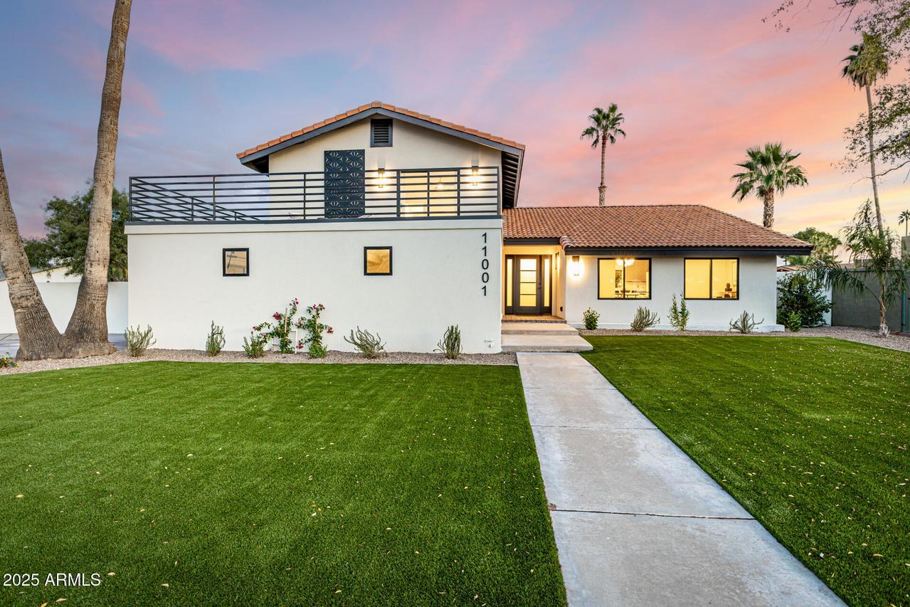 11001 N 26th St., Phoenix, AZ 85028