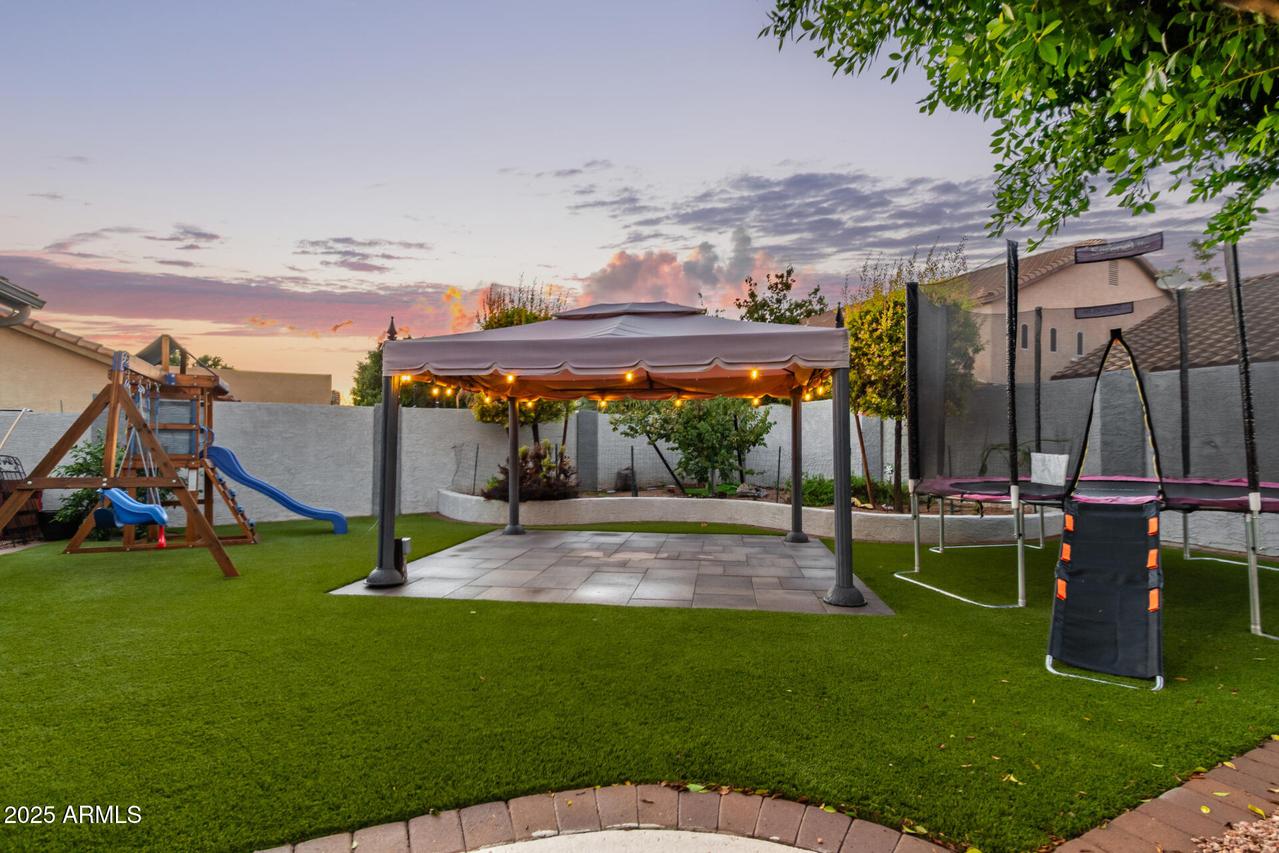 5512 E Holmes Ave., Mesa, AZ 85206