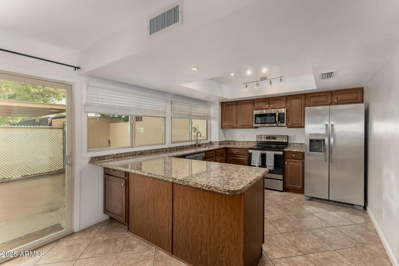 3332 S Elm St., Tempe, AZ 85282