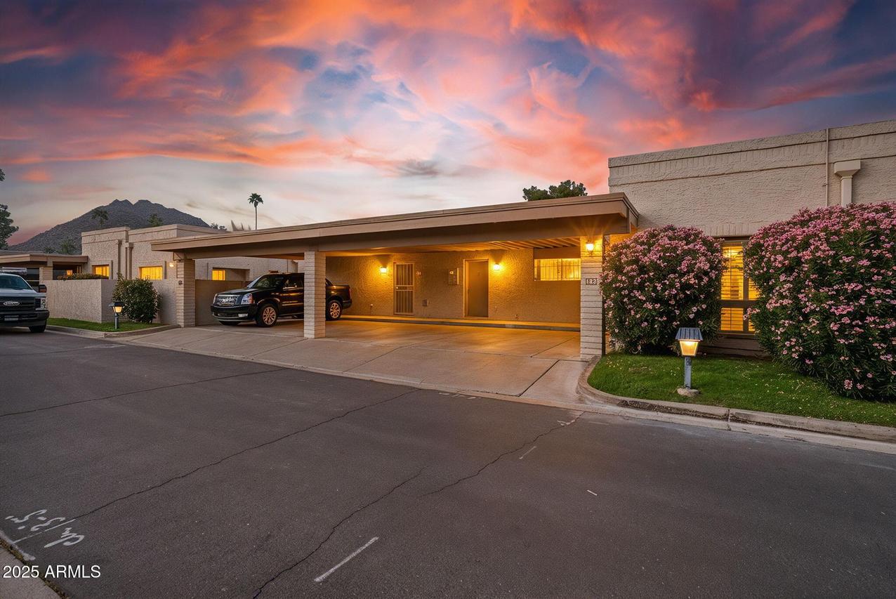 4525 N 66th St. #122, Scottsdale, AZ 85251