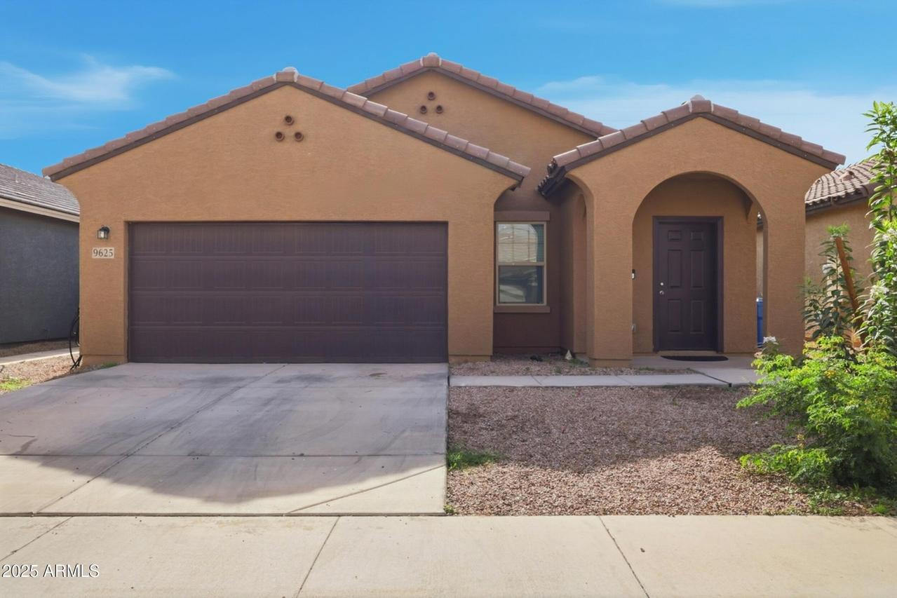 9625 W Agora Ln., Tolleson, AZ 85353