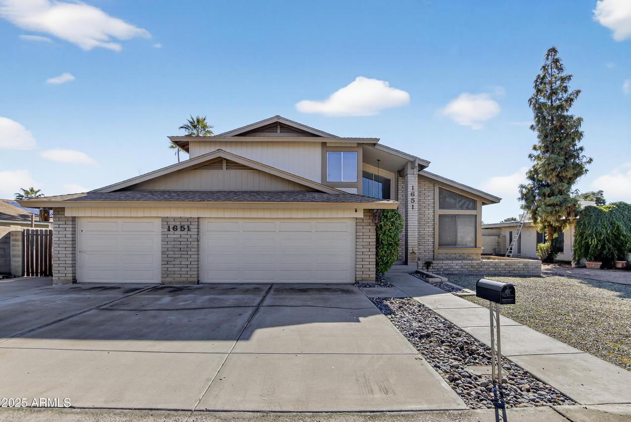 1651 W Lindner Ave., Mesa, AZ 85202