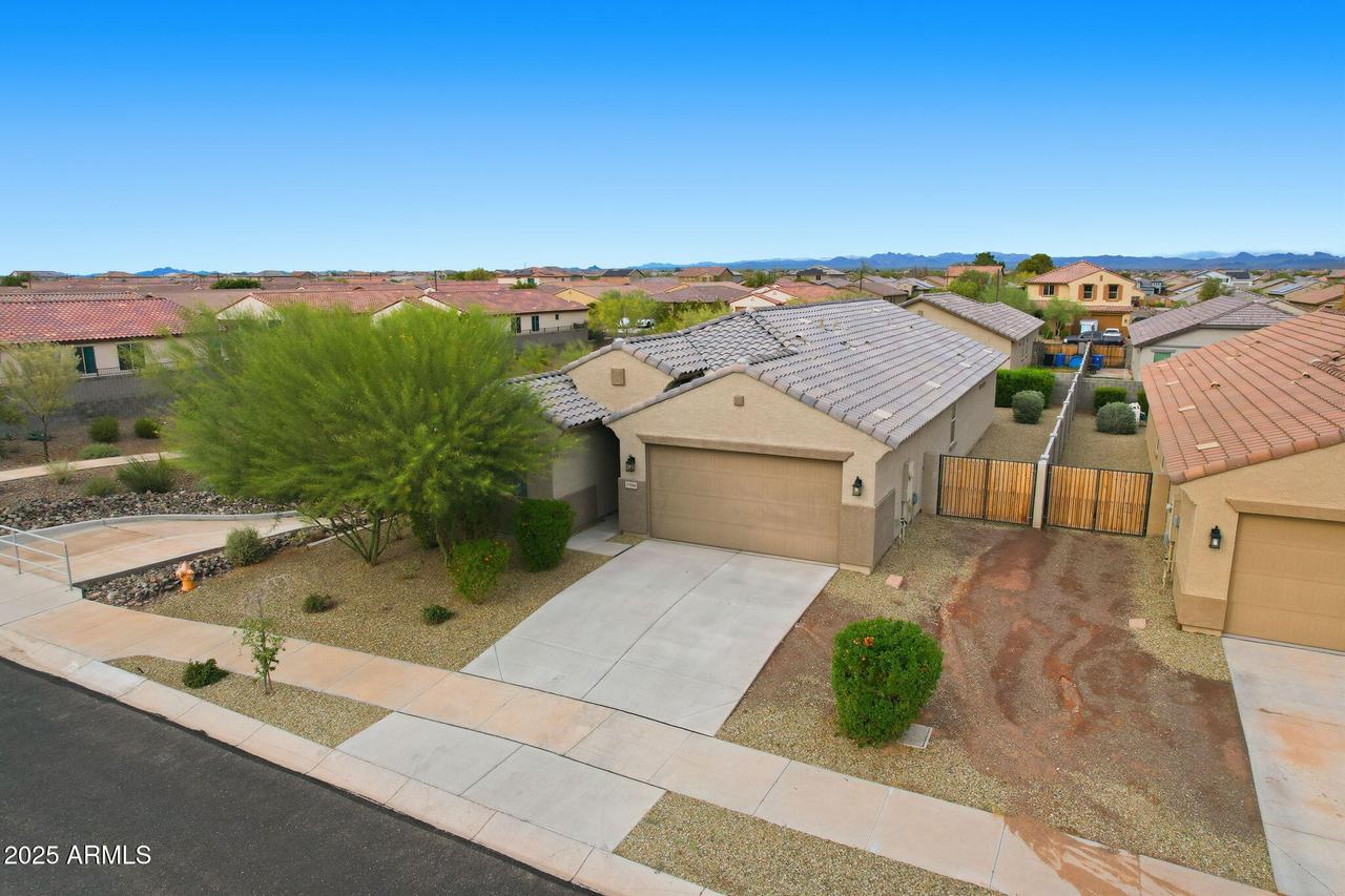 17594 W Country Club Ter., Surprise, AZ 85387