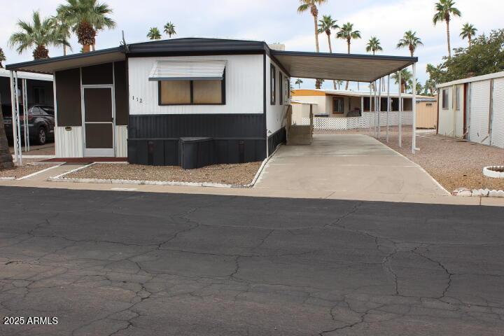 303 S Recker Rd., Mesa, AZ 85206