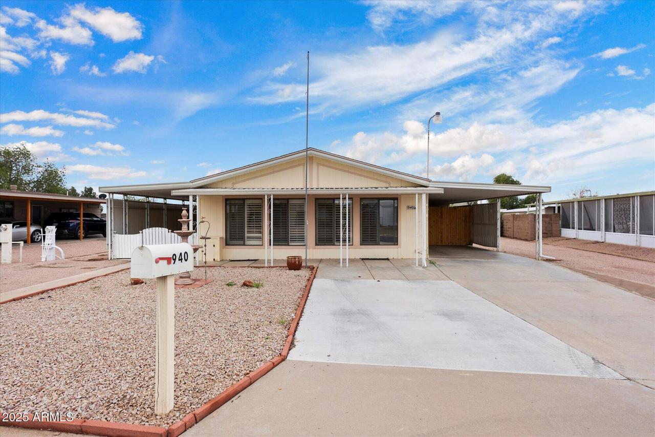 940 S 96th Way, Mesa, AZ 85208