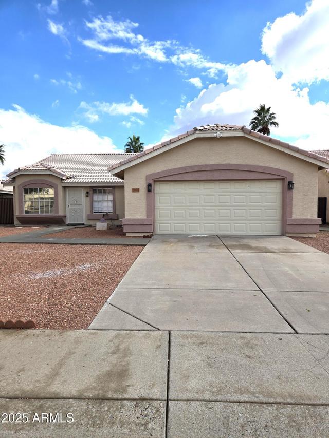 23813 N 39th Ln., Glendale, AZ 85310