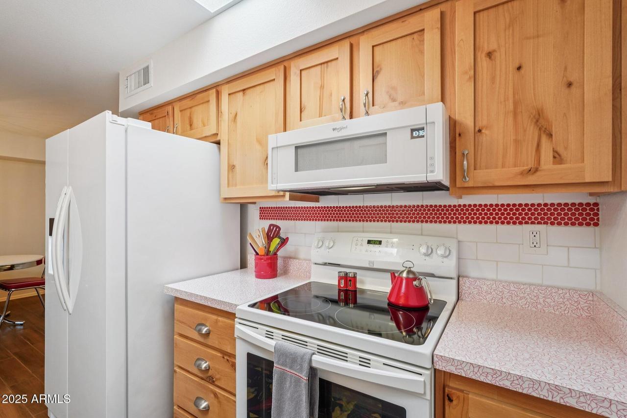 13079 N 100th Dr., Sun City, AZ 85351