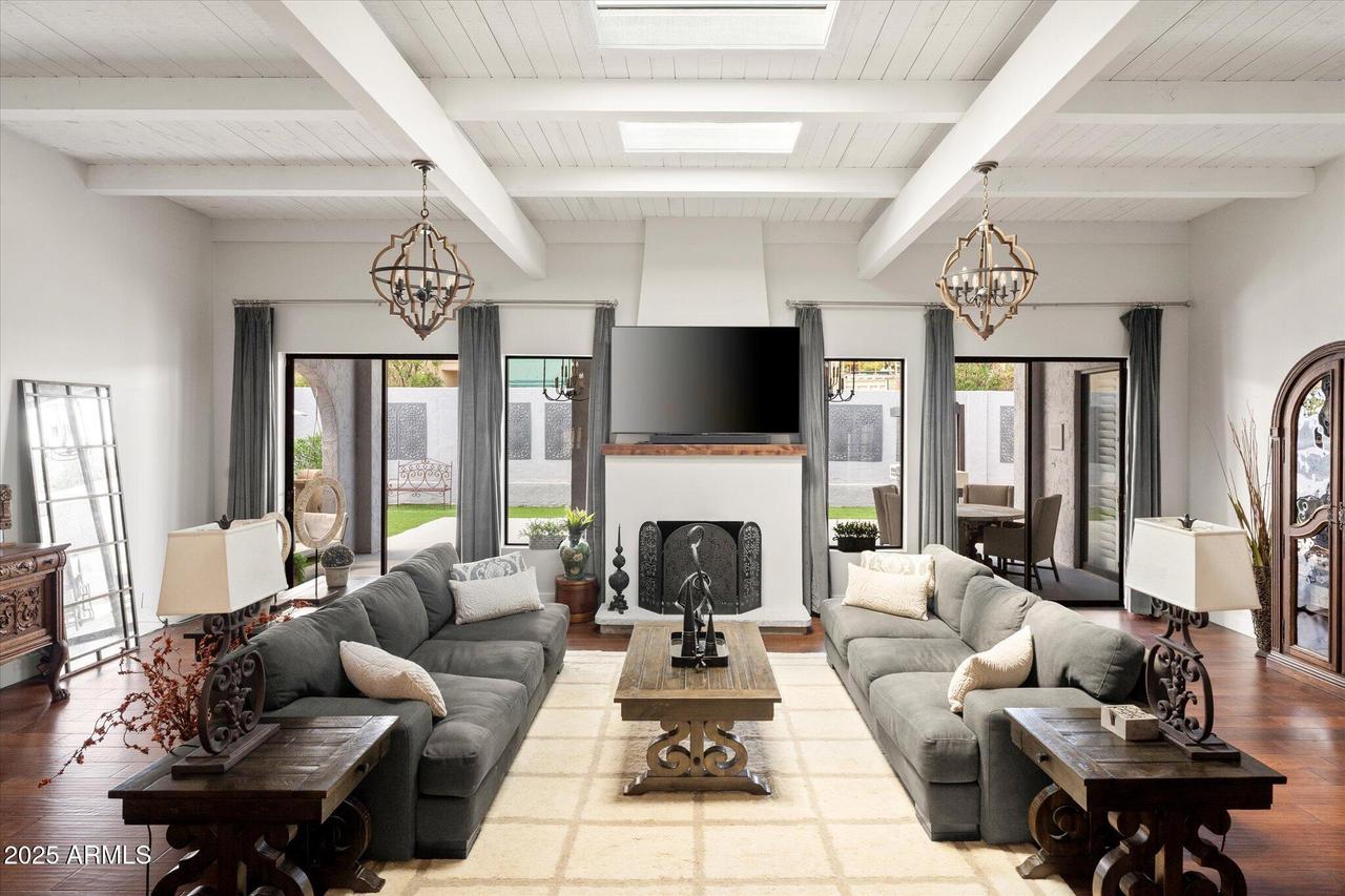 6333 N Scottsdale Rd. #5, Scottsdale, AZ 85250