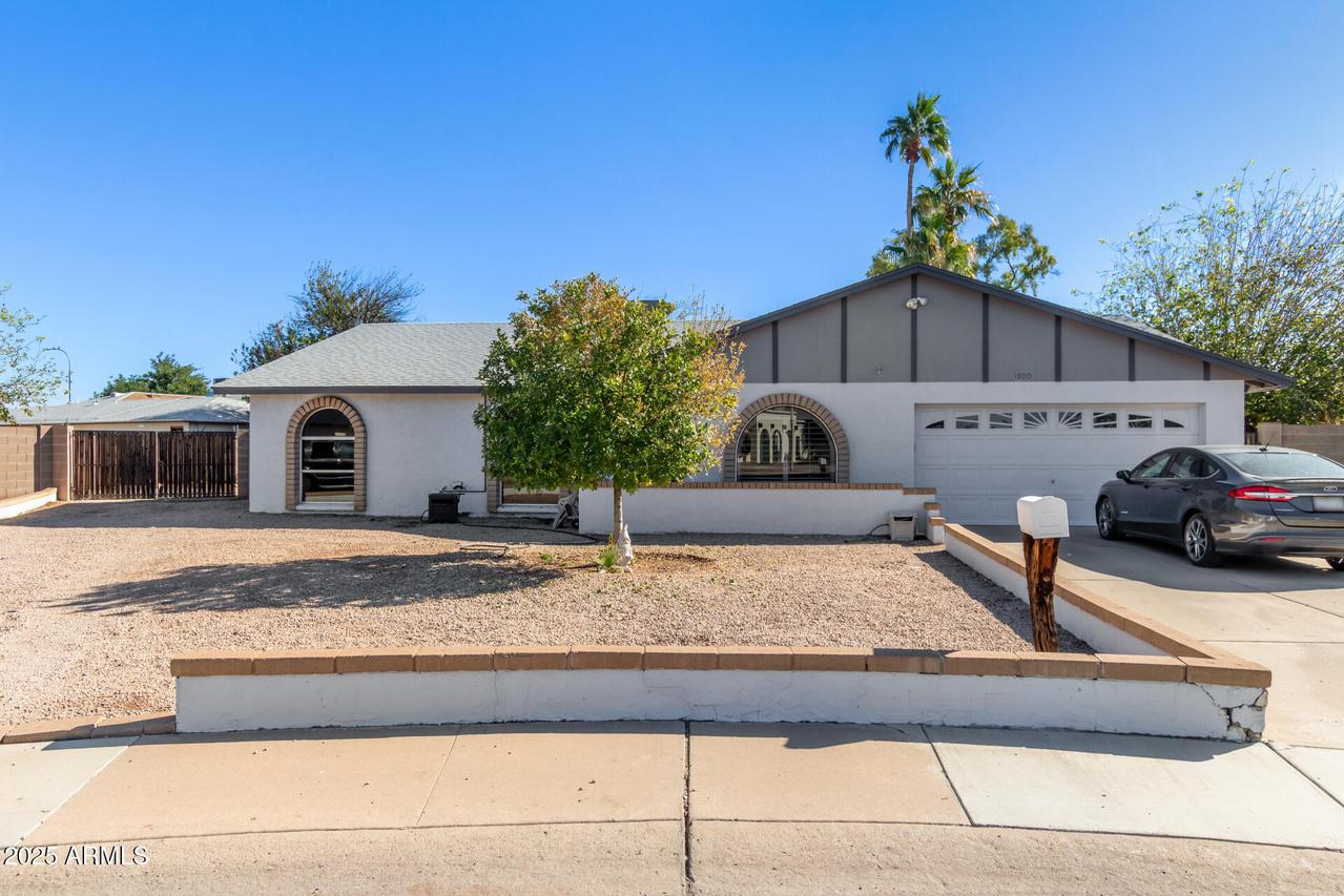 1800 W Rosewood Ct., Chandler, AZ 85224