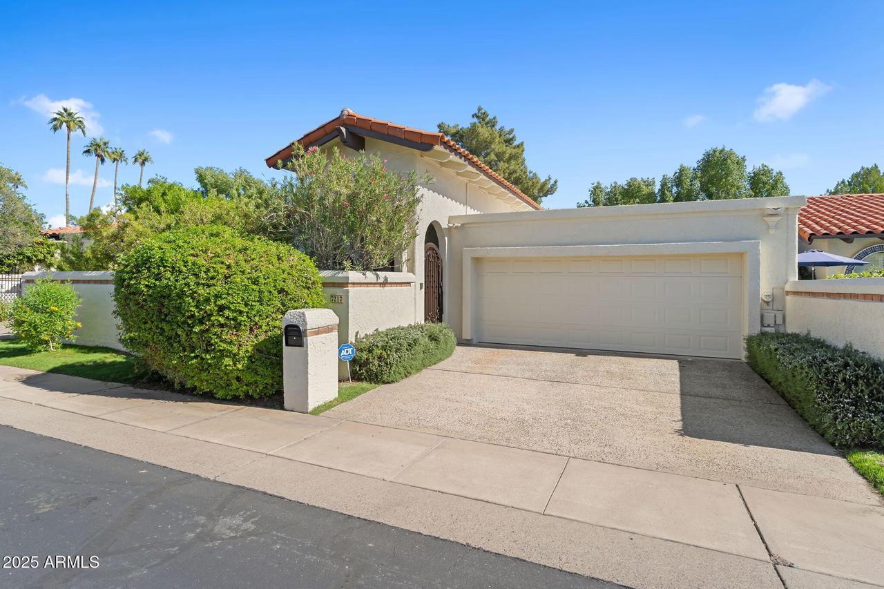 7217 N 6th Way, Phoenix, AZ 85020