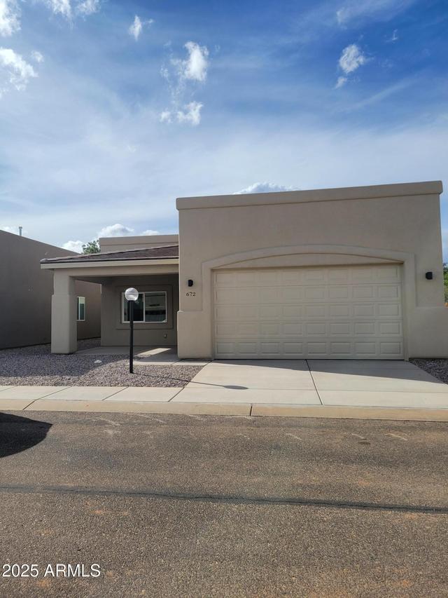 672 S Meadowood Ln., Sierra Vista, AZ 85635