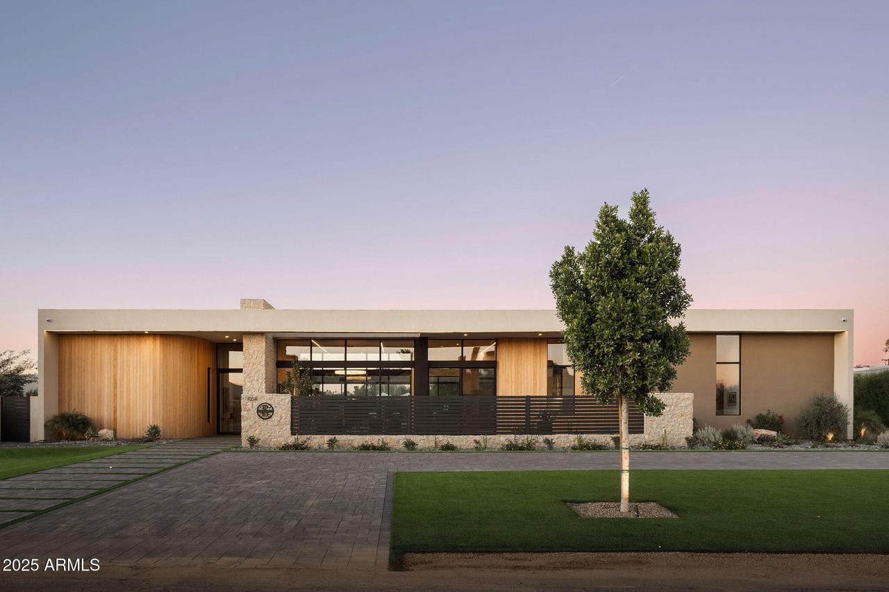 7034 E Paradise Dr., Scottsdale, AZ 85254