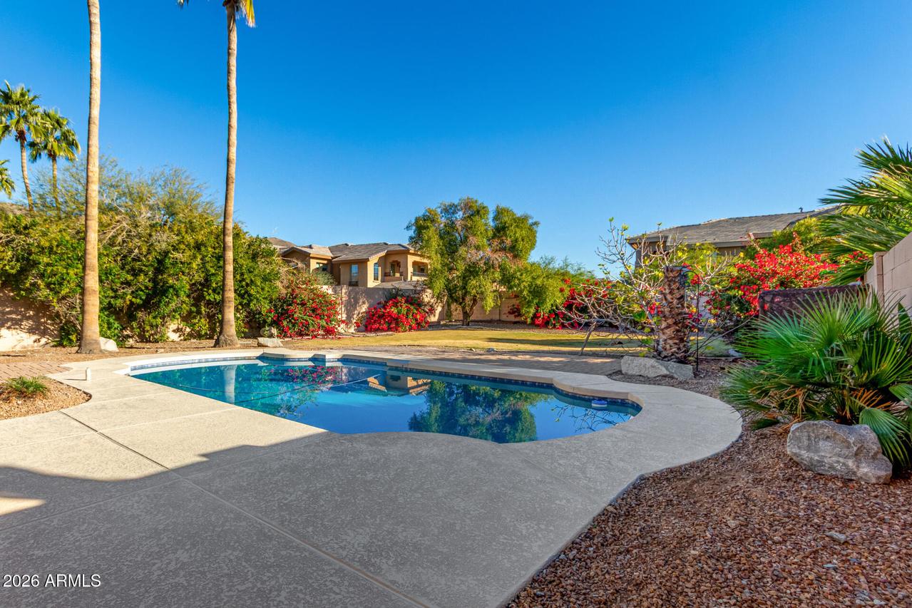 15427 S 6th Dr., Phoenix, AZ 85045