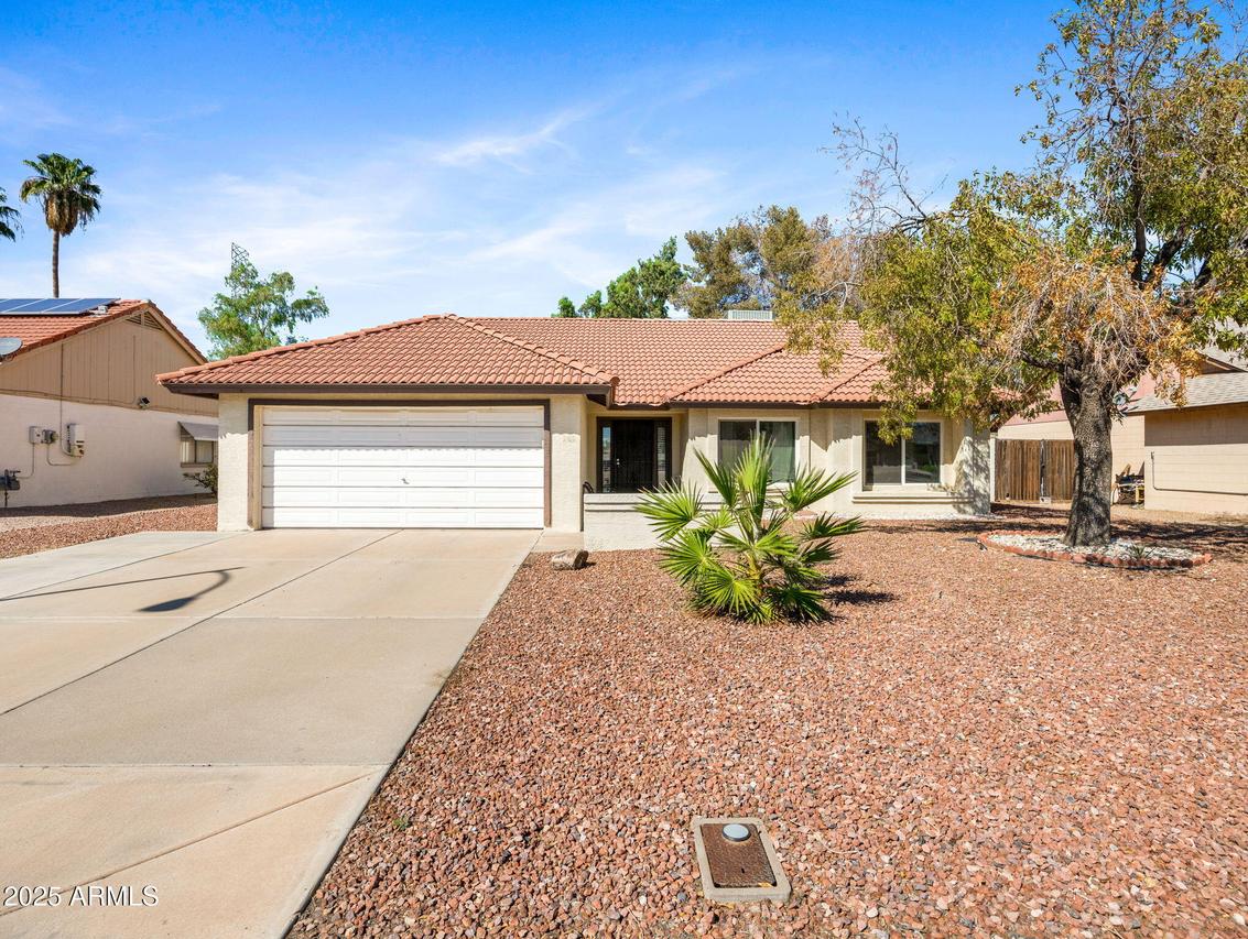 10516 W Griswold Rd., Peoria, AZ 85345