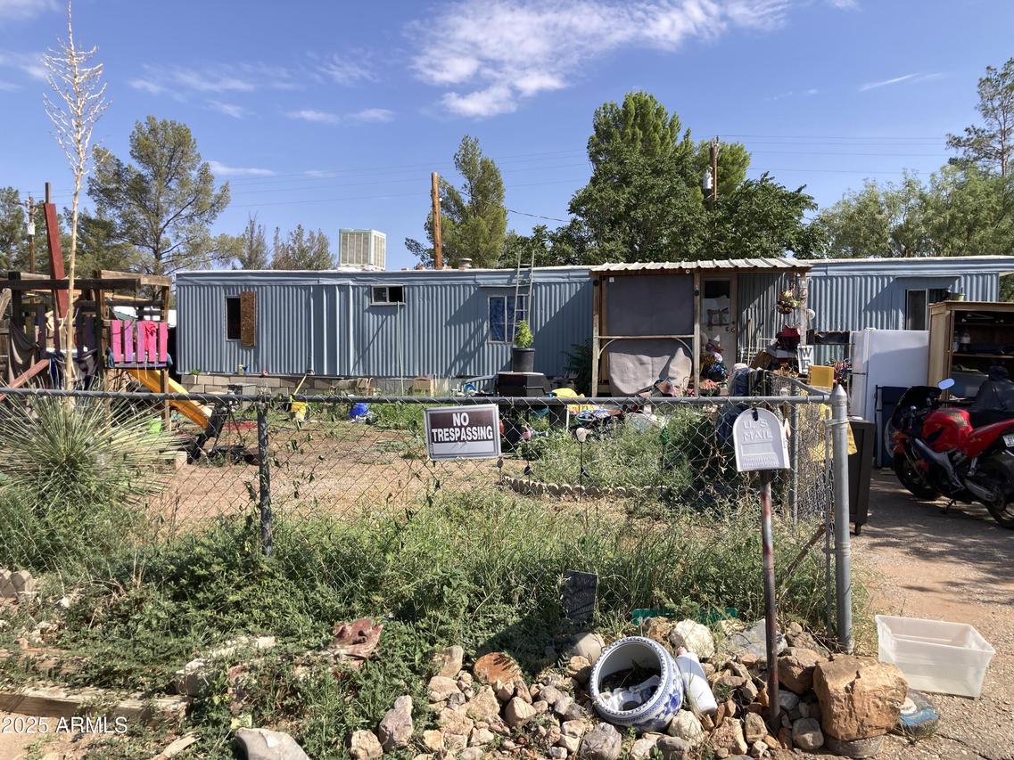 135 E Via Papaya #56, Huachuca City, AZ 85616