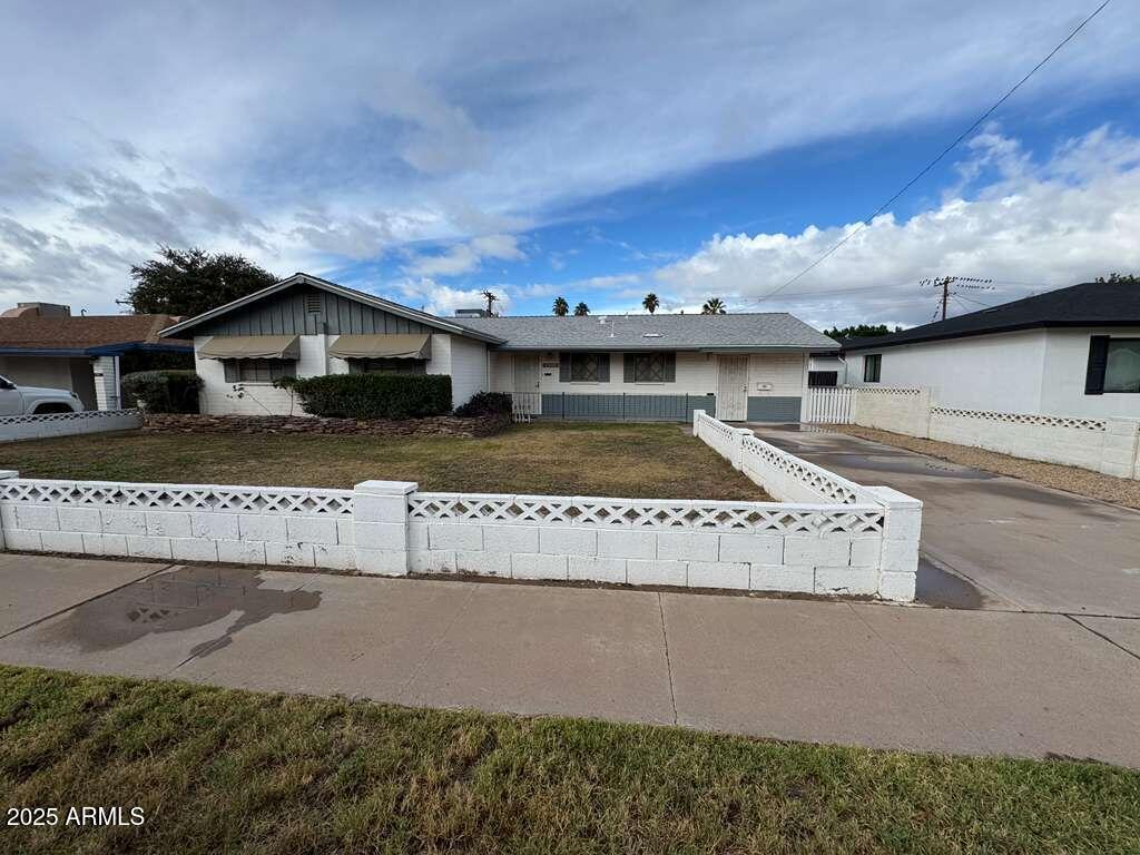 3844 N 34th Pl., Phoenix, AZ 85018