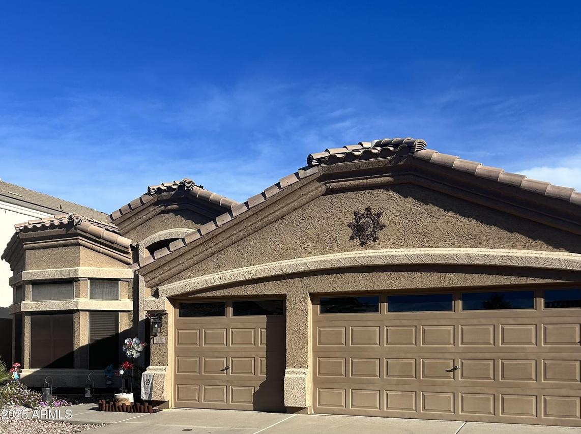 1320 E Cottonwood Ln., Phoenix, AZ 85048