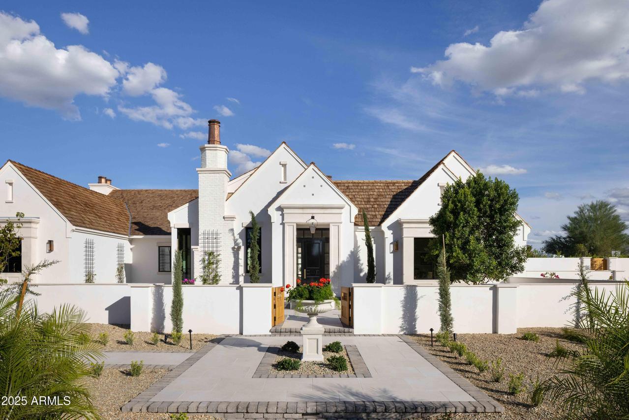 6001 N 37th Pl., Paradise Valley, AZ 85253