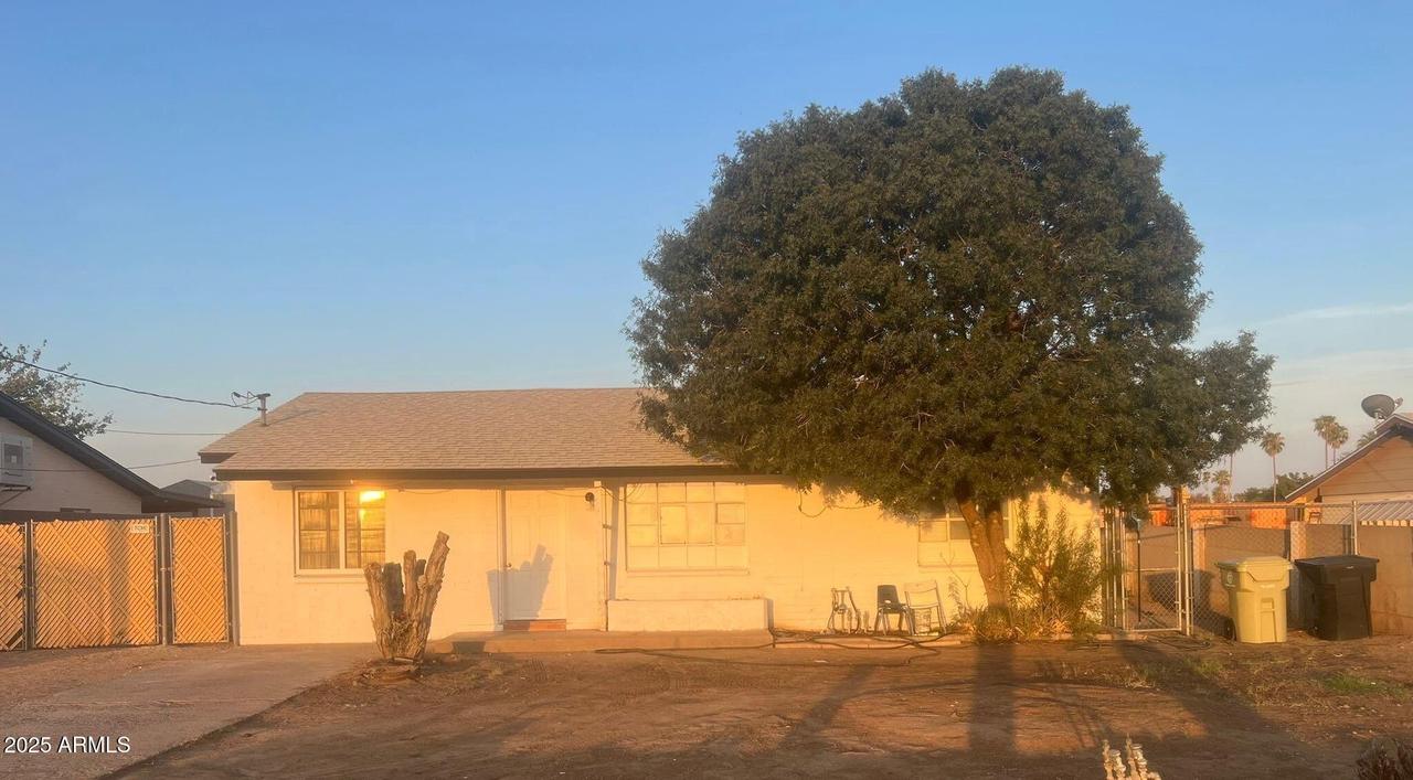 7721 N 63rd Ave., Glendale, AZ 85301