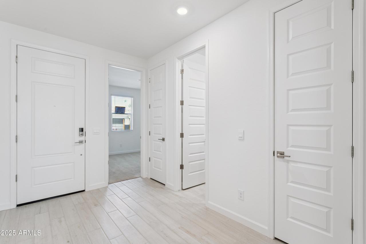 6979 W Buckhorn Tr., Peoria, AZ 85383